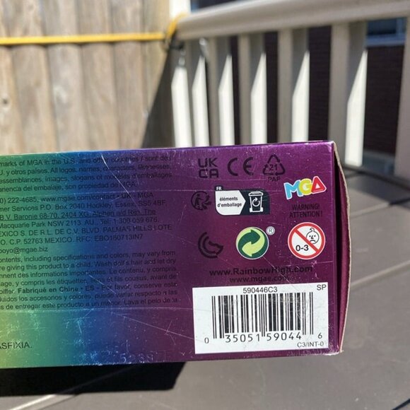 Rainbow High Junior High‎ Laurel Devious Fashion Doll New with box - Picture 8 of 10